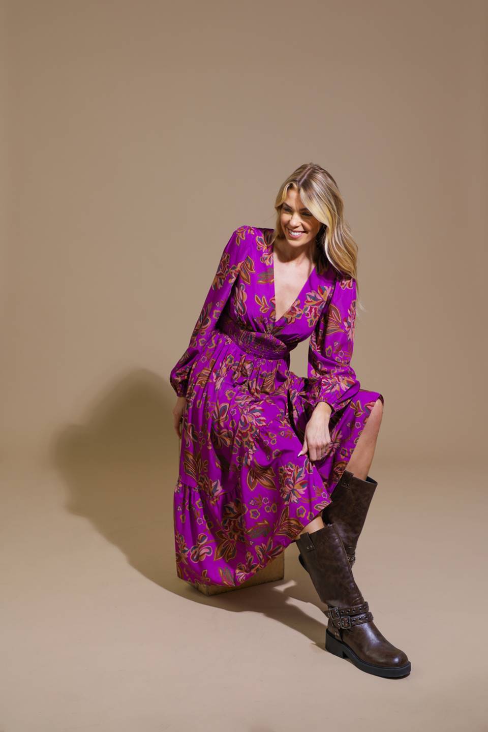 ELEGANTLY ELEVATED WOVEN MIDI DRESS Flying Tomato